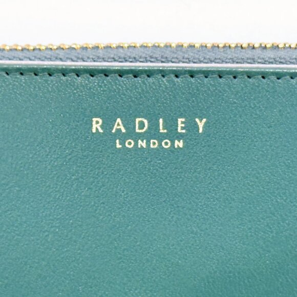 Radley Little Drummer & Dog Large Zip Wallet, Green, Holiday Apparel - Picture 7 of 9